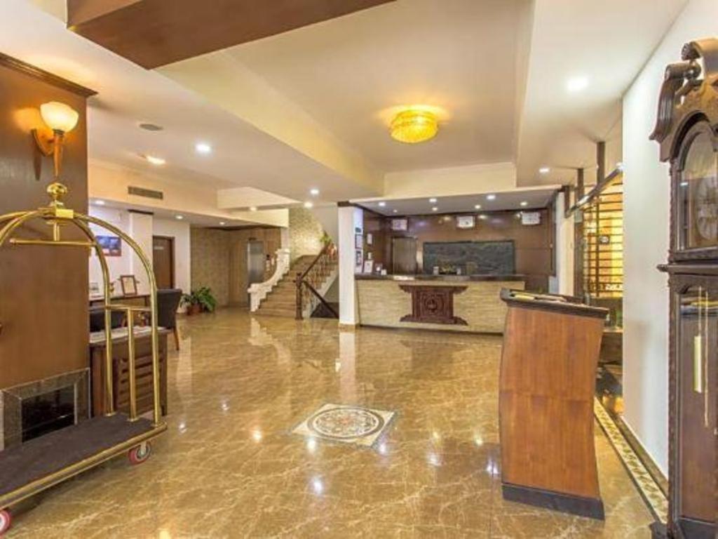 Da Yatra Courtyard Hotel & Resort Pokhara Exterior foto