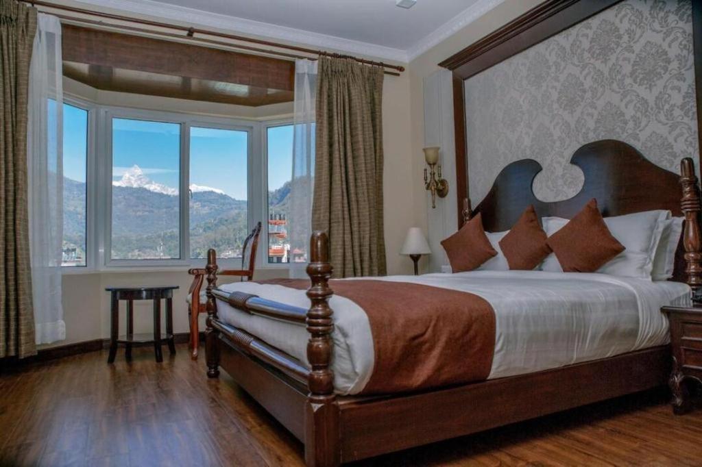 Da Yatra Courtyard Hotel & Resort Pokhara Exterior foto
