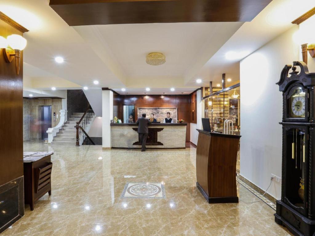 Da Yatra Courtyard Hotel & Resort Pokhara Exterior foto
